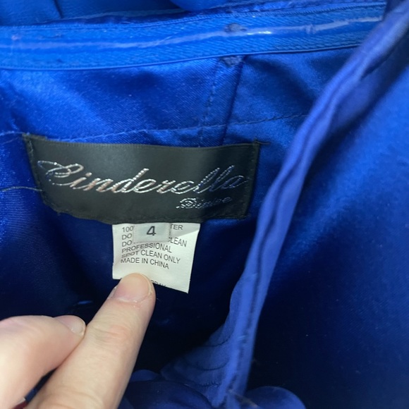 TONY BOWLS PROM style dress - Picture 3 of 10